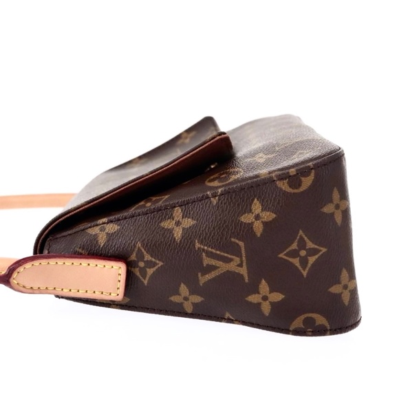Louis Vuitton Monogram Looping PM - Picture 7 of 15